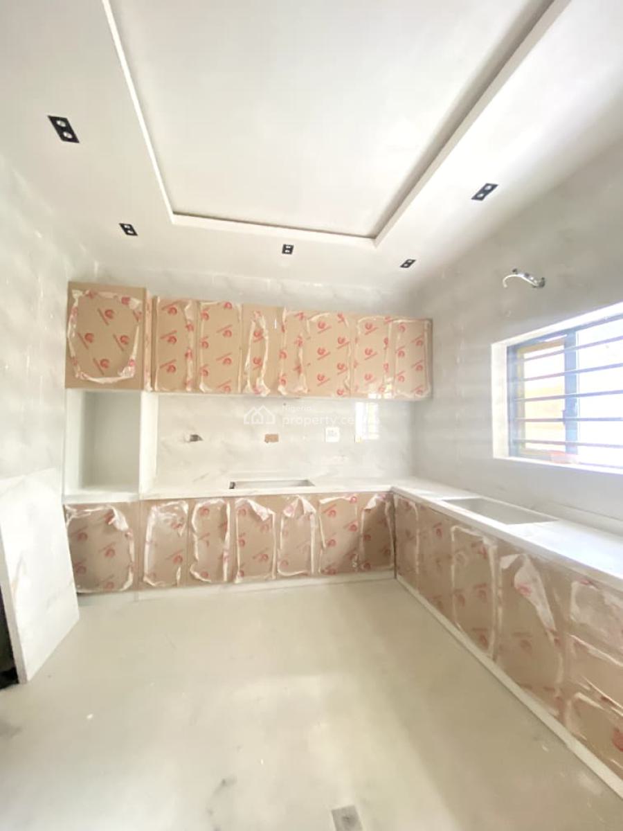 4 Bedroom Fully Detached  Duplex with  Bq, Ologolo, Lekki, Lagos, Detached Duplex for Sale