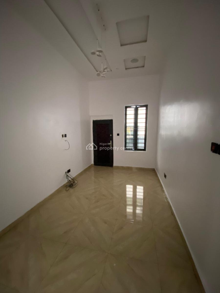 Family Friendly 5 Bedroom Detached Duplex with 2 Bqs in a Secured Axis, Chevron, Ibeju Lekki, Lagos, Detached Duplex for Sale