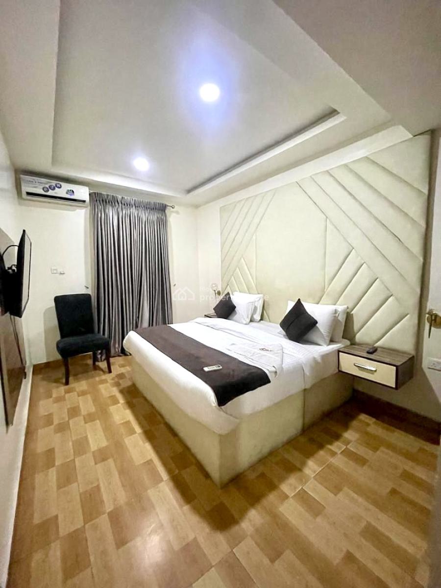 Serviced 2bedrooms Apartment Available, Lekki Phase 1, Lekki, Lagos, Flat / Apartment for Rent