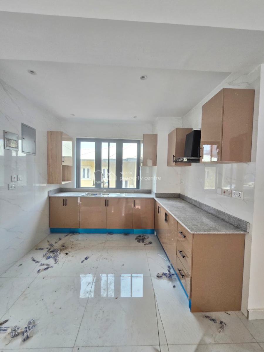 Newly Built Units of 3-bedroom Flats., Yaba, Lagos, Block of Flats for Sale