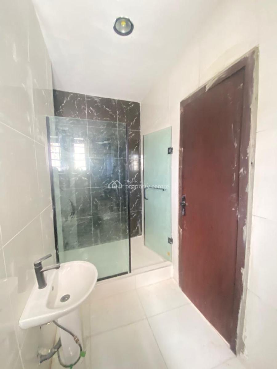 a Majestic 5 Bedroom Fully Detached Duplex with Boys Quarter., Chevron Toll Gate, Orchid Road, Lekki, Lagos, Detached Duplex for Sale