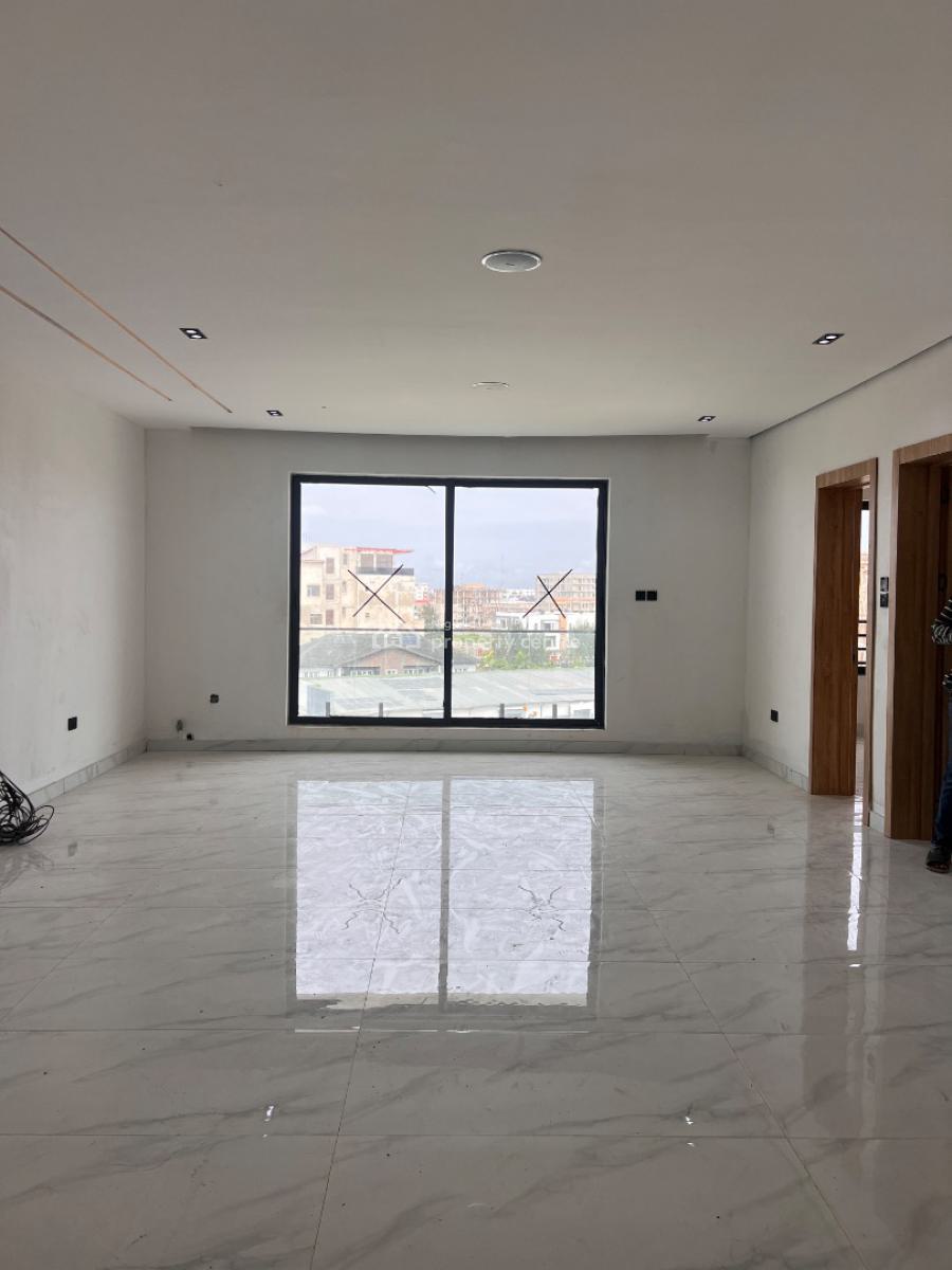 Spacious 2 Bedroom Apartment with Swimming Pool and Elevators, Ideal for Shortlet Investment & Self Residence in Ikate, Lekki, Lagos, Flat / Apartment for Sale