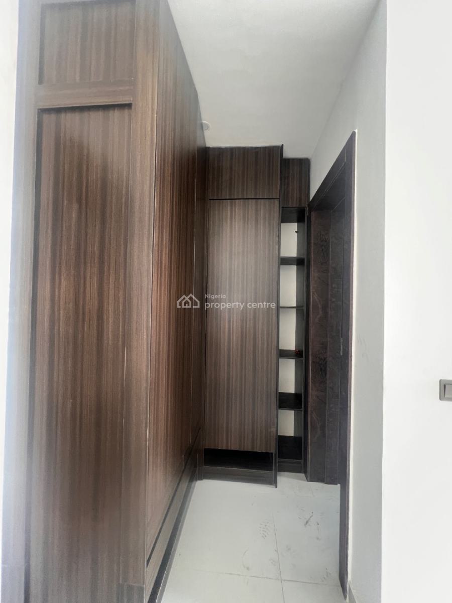 Contemporary 2 Bedroom Apartment with Swimming Pool and Elevators, Perfect for Investment Purpose & Airbnb in a Gated Neighborhood, Ikate, Lekki, Lagos, Flat / Apartment for Sale