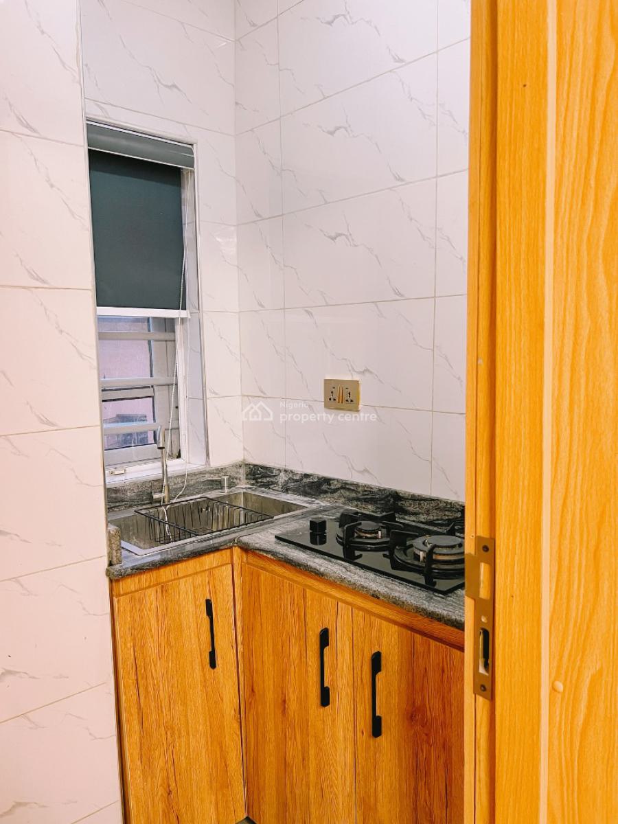 1 Bedroom Premium Apartment, Onipanu, Ilupeju, Lagos, Flat / Apartment Short Let