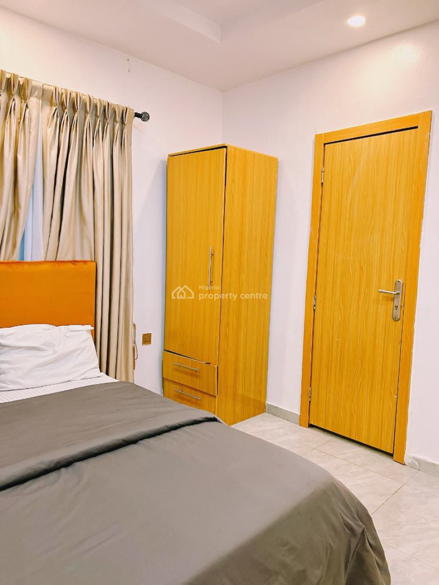 1 Bedroom Premium Apartment, Onipanu, Ilupeju, Lagos, Flat / Apartment Short Let