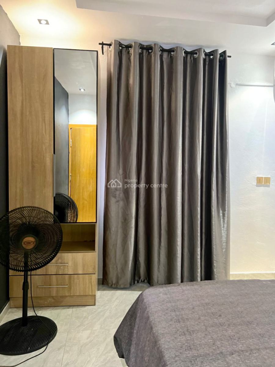 1 Bedroom Premium Apartment - Close to Airport, Onipanu, Ilupeju, Lagos, Flat / Apartment Short Let