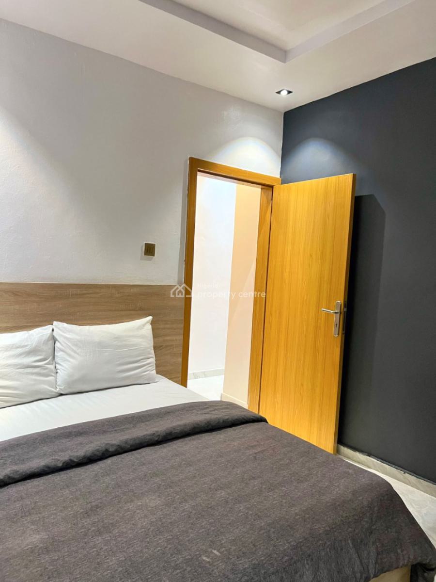 1 Bedroom Premium Apartment - Close to Airport, Onipanu, Ilupeju, Lagos, Flat / Apartment Short Let