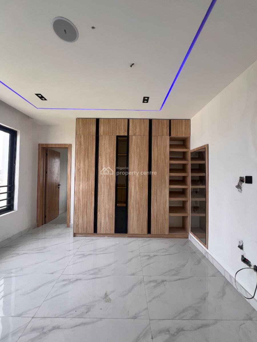 Well Built 2 Bedroom Apartment with Swimming Pool, Great Investment Value with Detailed Tasteful Finishing in Ikate, Lekki, Lagos, Flat / Apartment for Sale
