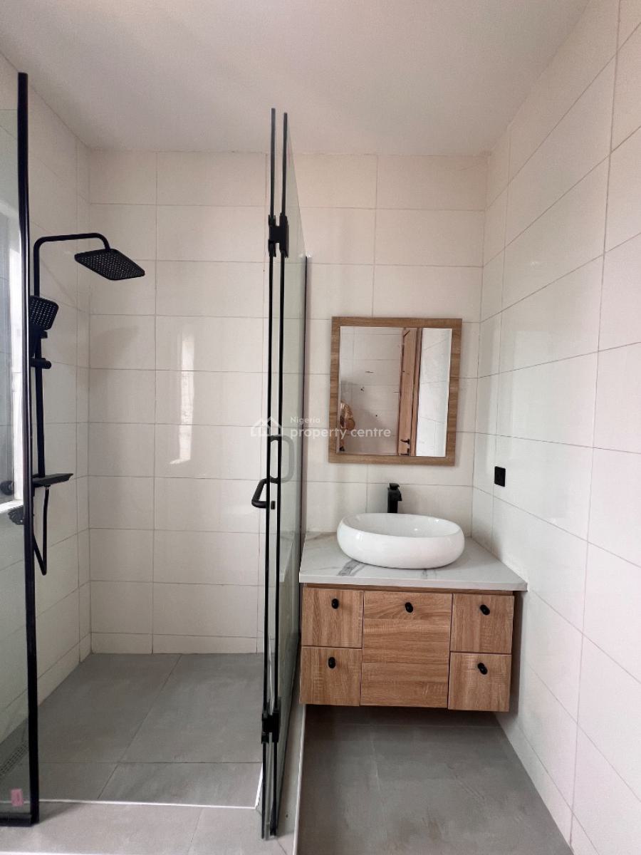 Well Built 2 Bedroom Apartment with Swimming Pool, Great Investment Value with Detailed Tasteful Finishing in Ikate, Lekki, Lagos, Flat / Apartment for Sale