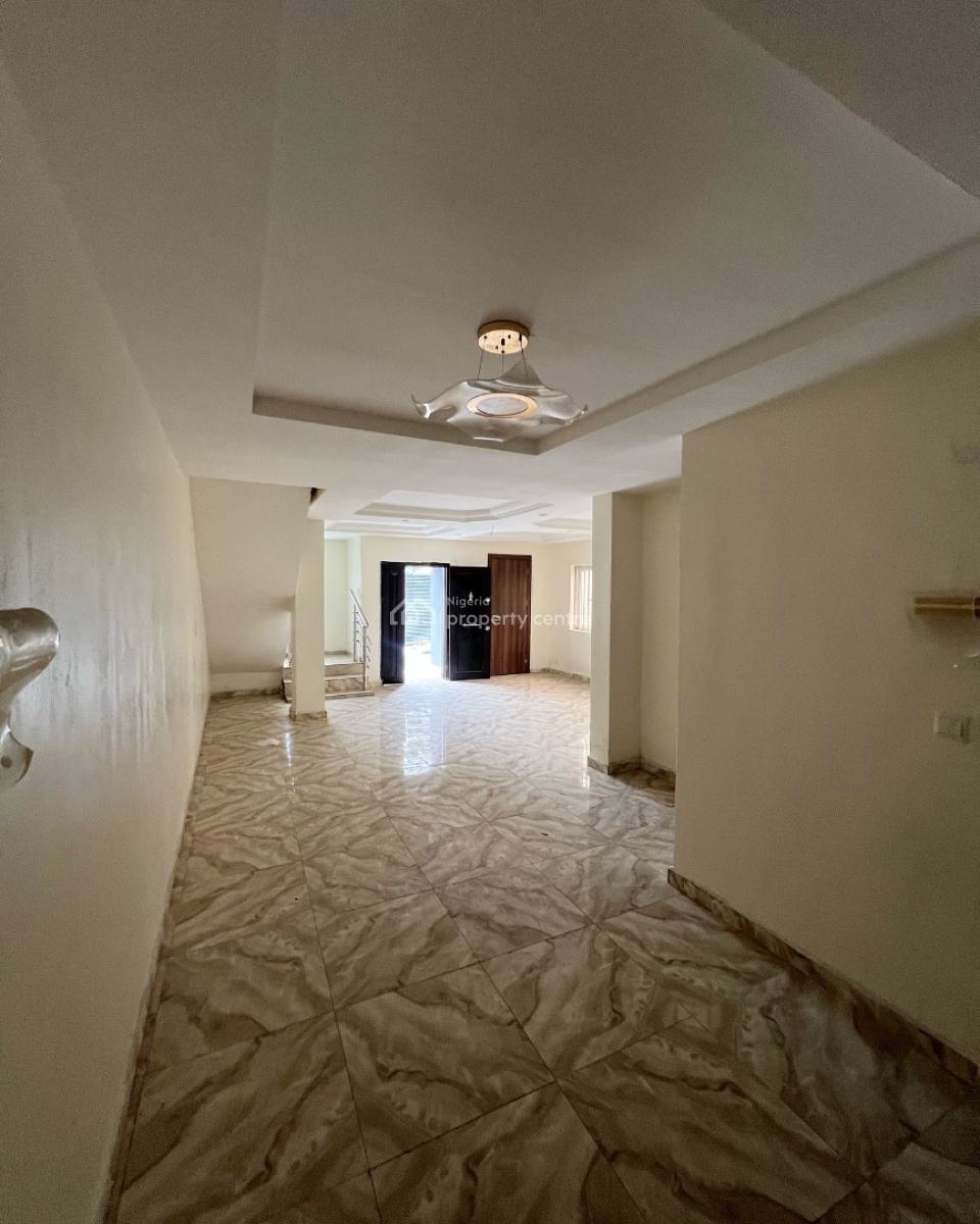 4bedrooms Semi Detached Duplex with Bq Available, Lekki Phase 1, Lekki, Lagos, Semi-detached Duplex for Rent
