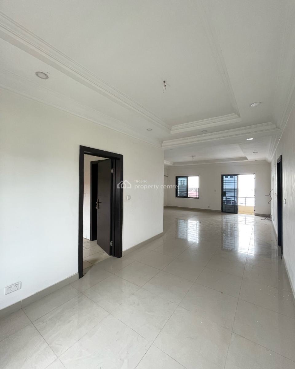 Self Serviced 3bedrooms Apartment Available, Osapa London, Lekki, Lagos, Flat / Apartment for Rent