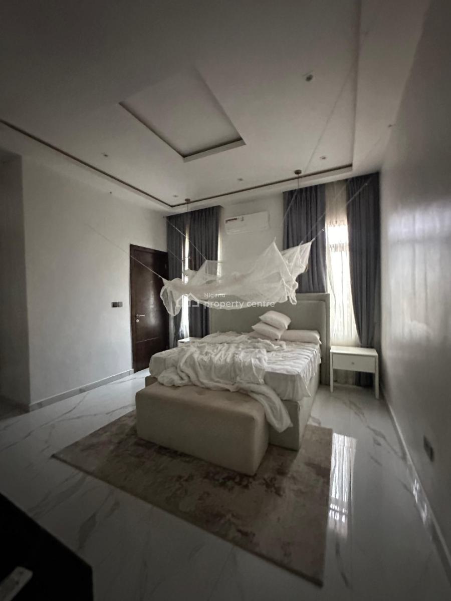 Aesthetically Pleasing 3bedroom Apartments with Pool and Bq, Ikoyi, Lagos, Flat / Apartment for Sale