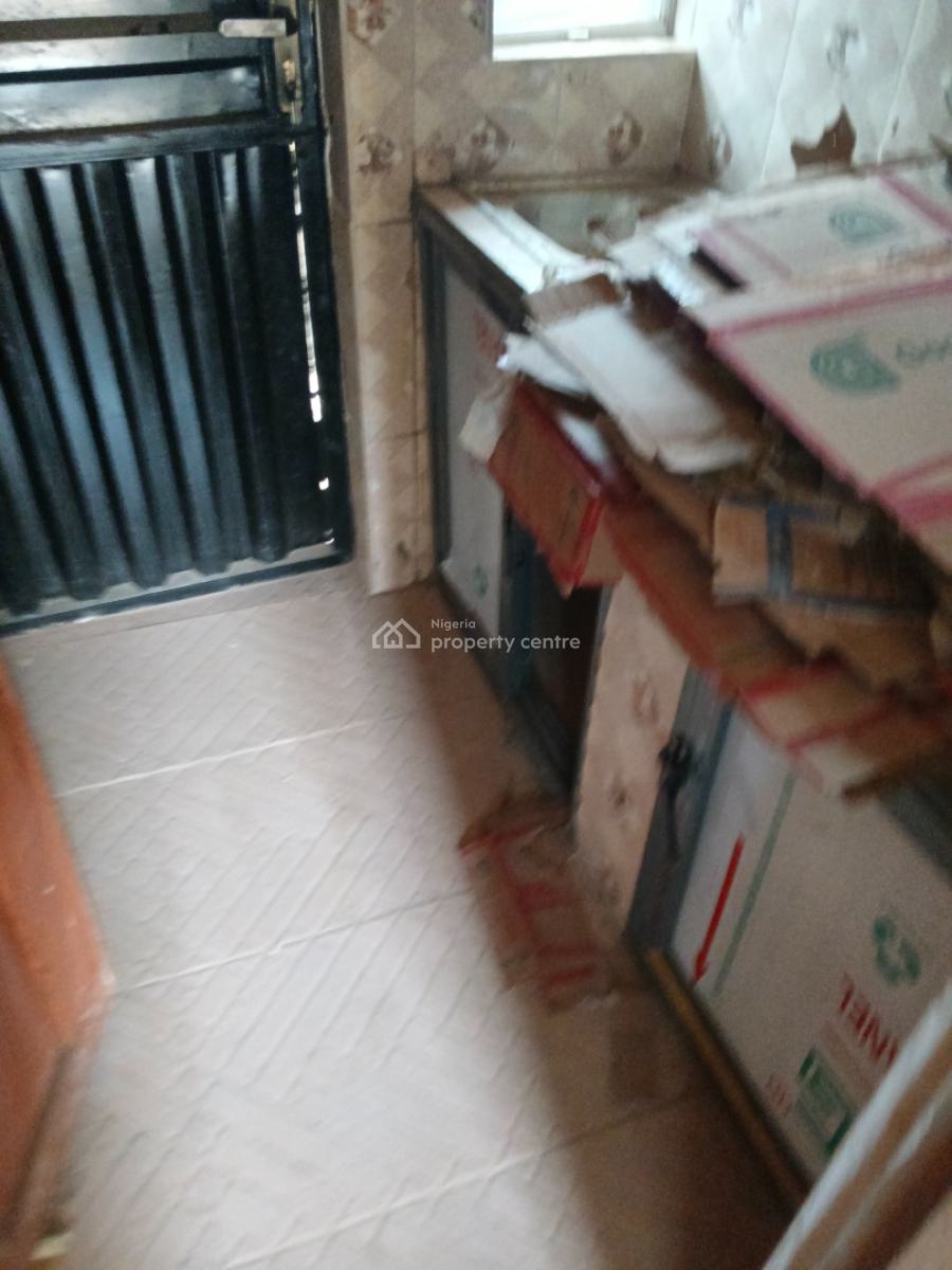 Clean Newly Built Mini Flat Prepaid Meter Big Compound Fenced Gate Wat, Aiyetoro Close to Ayobo Lagos, Ado-odo/ota, Ogun, Mini Flat (room and Parlour) for Rent