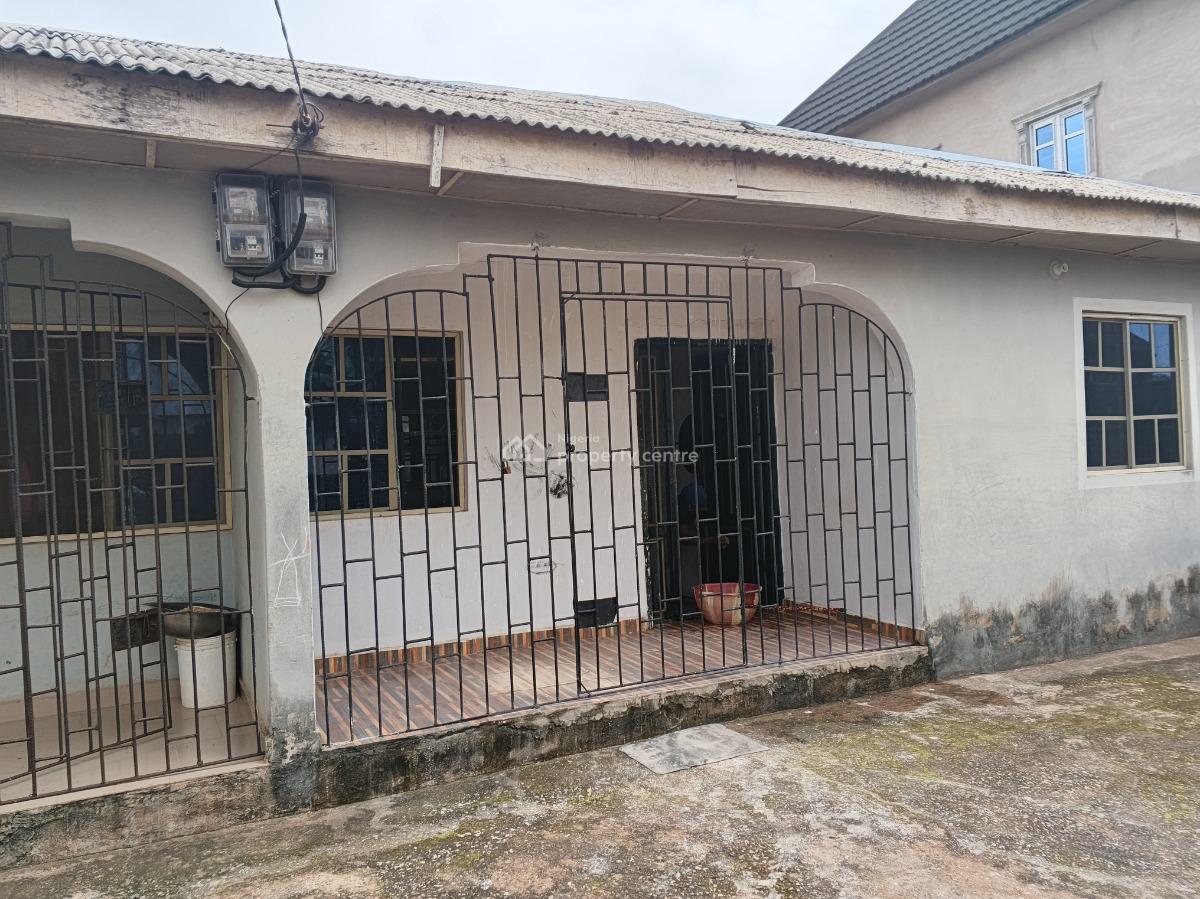 Decent 2 Bedroom Flat Sitting Room with Pop Ceiling 3 Toilet 2 Tenants, Itele Close to Ayobo Lagos, Ado-odo/ota, Ogun, Flat / Apartment for Rent