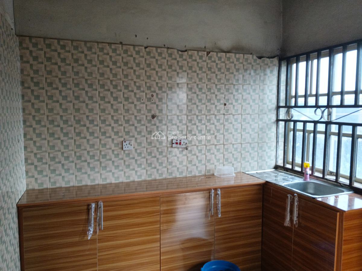 Decent 2 Bedroom Flat Sitting Room with Pop Ceiling 3 Toilet 2 Tenants, Itele Close to Ayobo Lagos, Ado-odo/ota, Ogun, Flat / Apartment for Rent