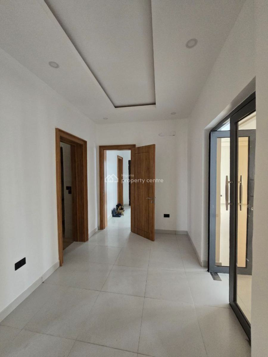 Brand-new 2 Bedroom Apartment, Lekki Phase 1, Lekki, Lagos, Flat / Apartment for Rent