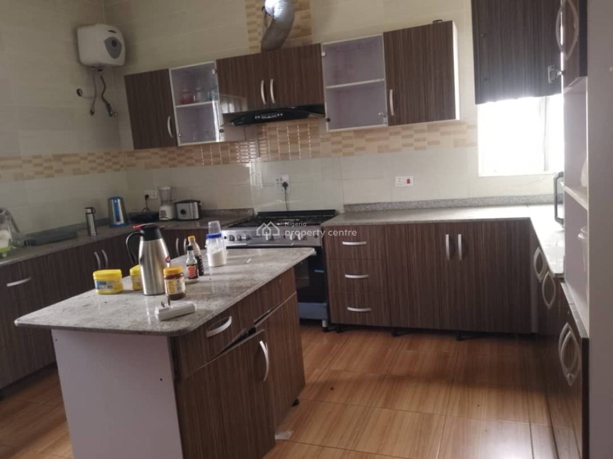 Distress: 5 Bedroom Detached House with Pool, Royal Garden, Ajah, Lagos, Detached Duplex for Sale