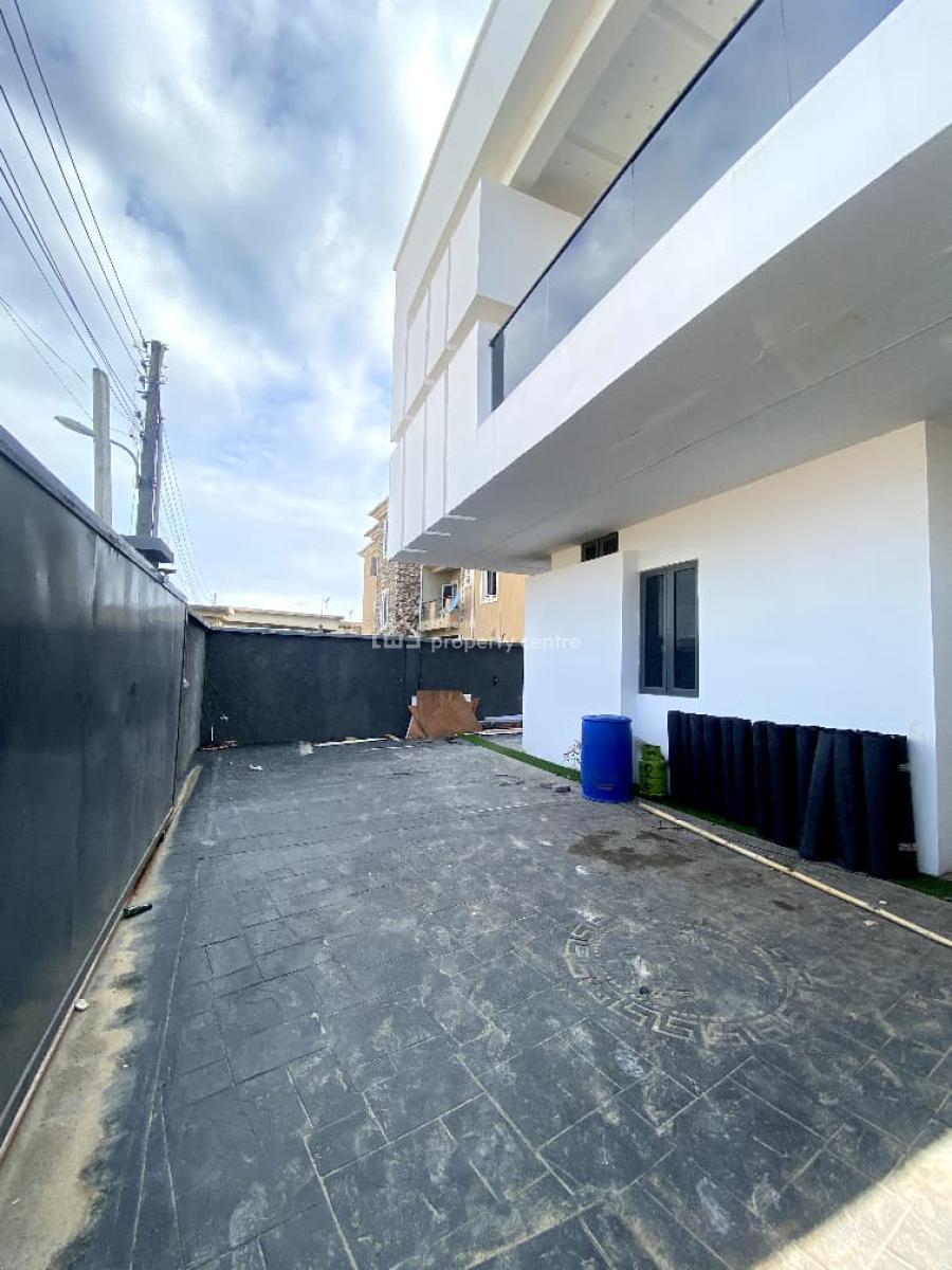 5bedroom Detached Duplex in a Secure Environment, Ologolo, Lekki, Lagos, Detached Duplex for Sale