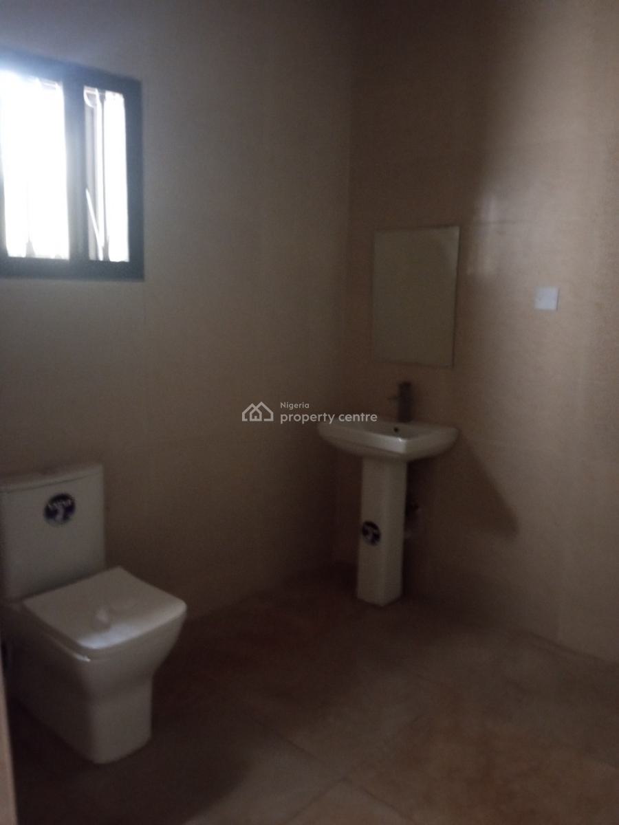 New 3 Bedroom Duplex with Bq Available for You, Near Apo Mechanic, Wumba, Abuja, Terraced Duplex for Rent