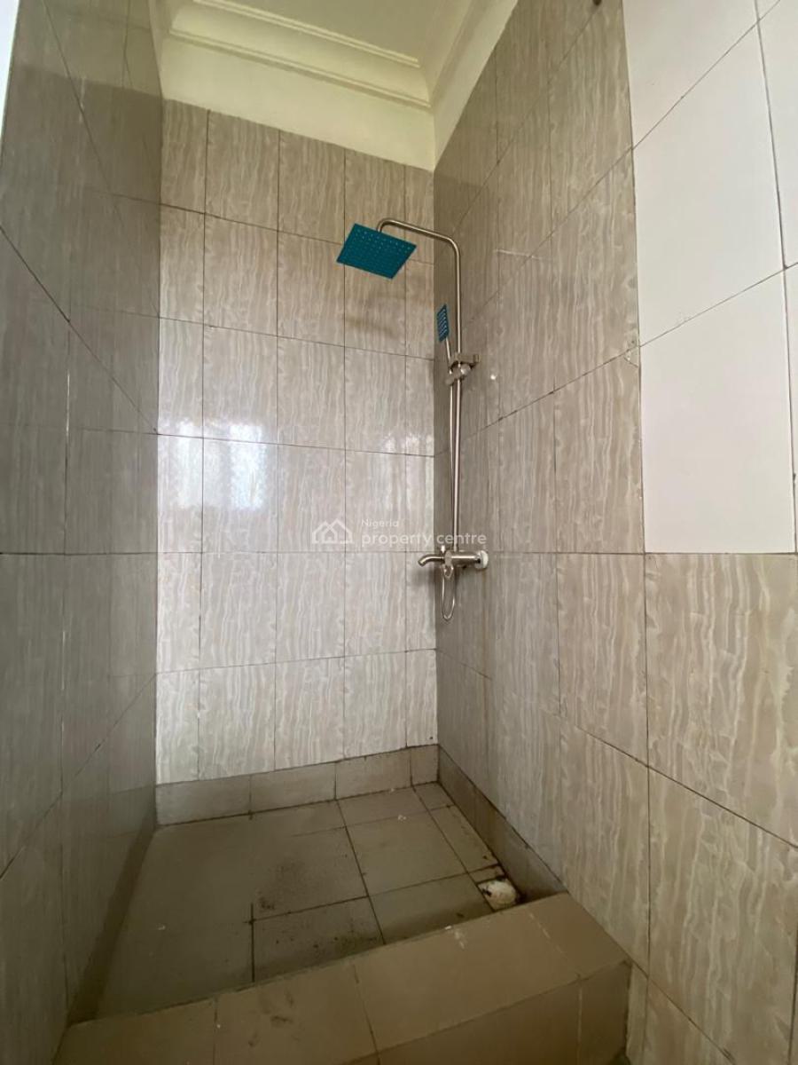 Spacious Self Contain, Ikate Lekki, Lekki, Lagos, Flat / Apartment for Rent