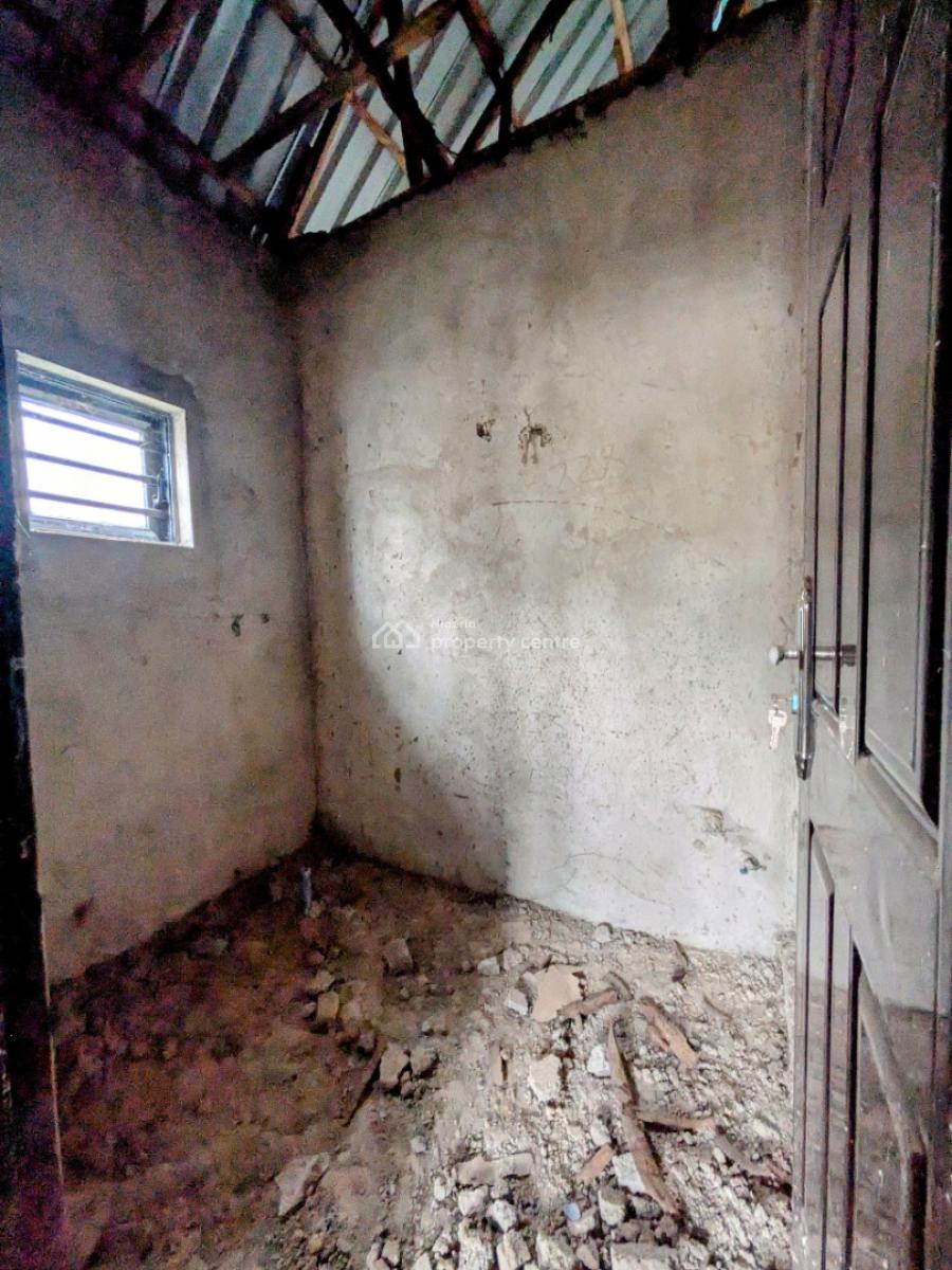 Semi-finished 3bedroom Semi Detached Bungalow, By Sunnyvale Junction, Dakwo, Abuja, Semi-detached Bungalow for Sale