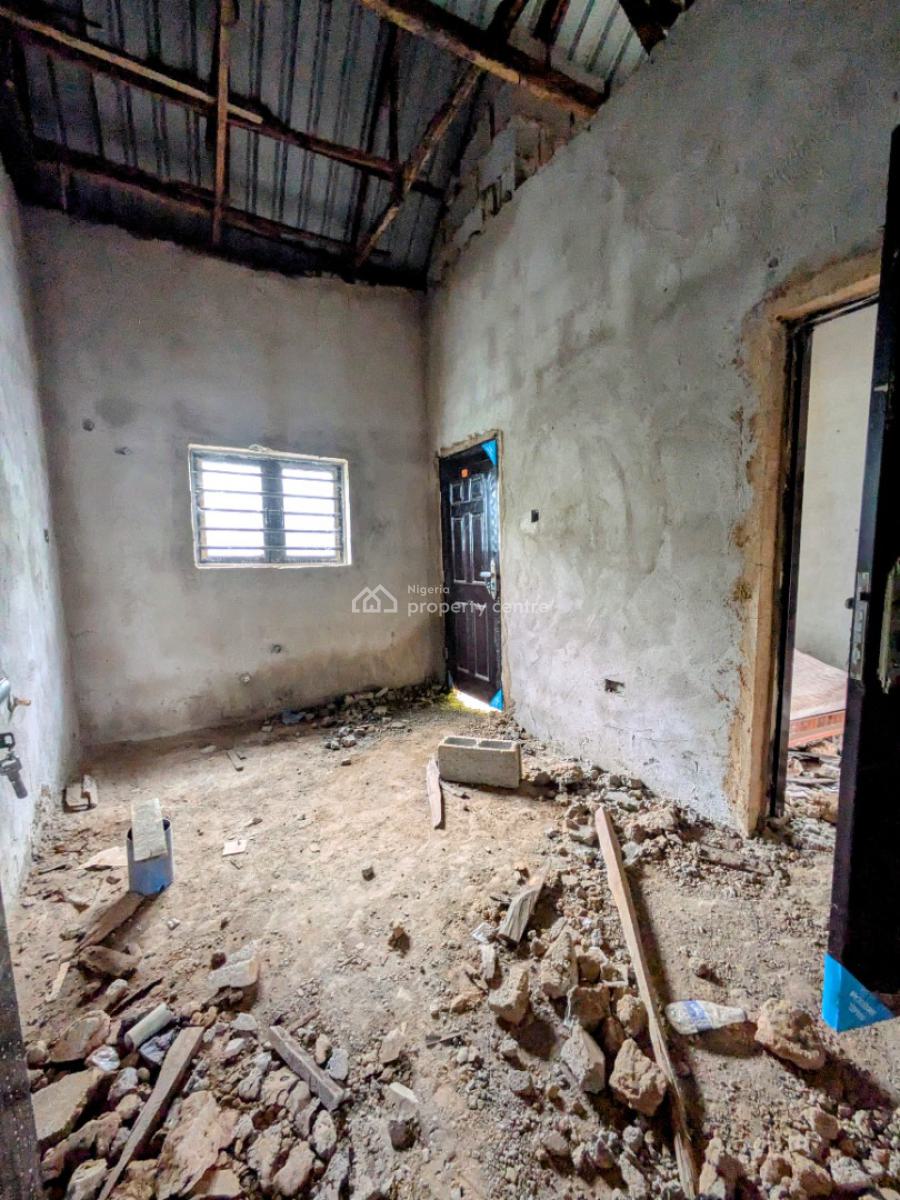 Semi-finished 3bedroom Semi Detached Bungalow, By Sunnyvale Junction, Dakwo, Abuja, Semi-detached Bungalow for Sale
