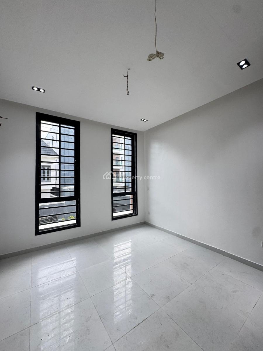 Luxurious 2. Bedroom Apartment, a Pool Within a Serene Environment, Ologolo, Lekki, Lagos, Flat / Apartment for Sale