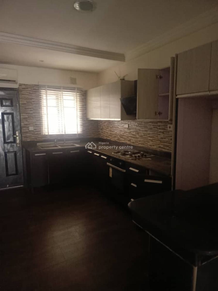 Well Maintained 2-bedroom Apartment Within a Serene Environment, Dideolu Estate, Victoria Island (vi), Lagos, Flat / Apartment for Rent