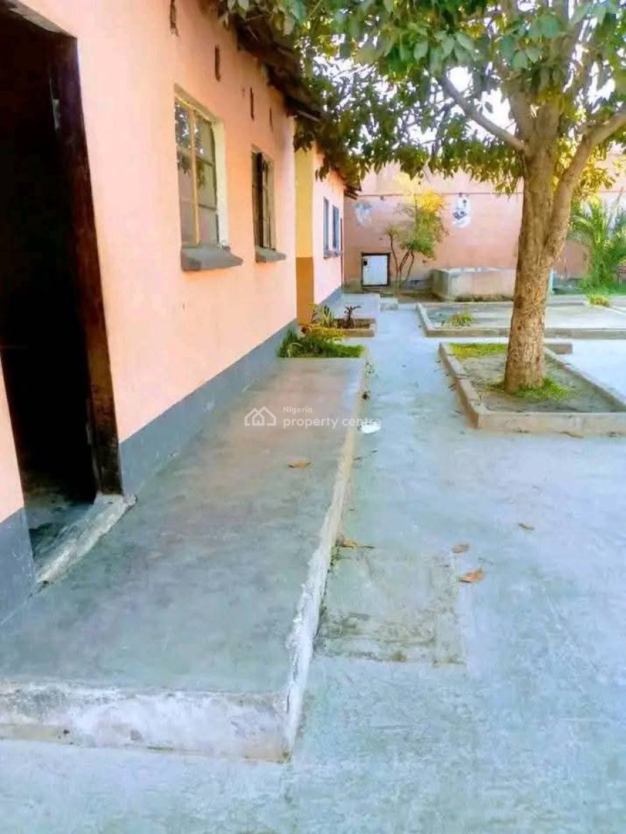3 Bedroom Apartment, Yaba, Lagos, Flat / Apartment for Sale