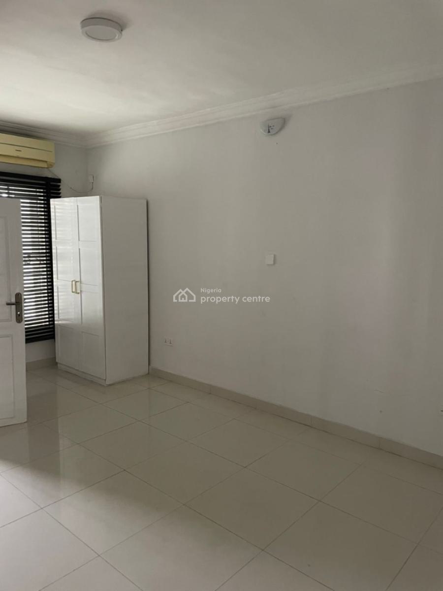 3 Bedroom Flat with Bq Pool Gym and Power, Parkview, Ikoyi, Lagos, Flat / Apartment for Rent