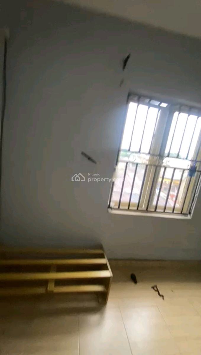Decent 2 Bedroom Upflat All Room En-suite with Guest Toilet, Close to R Jolad, Gbagada, Lagos, Flat / Apartment for Rent