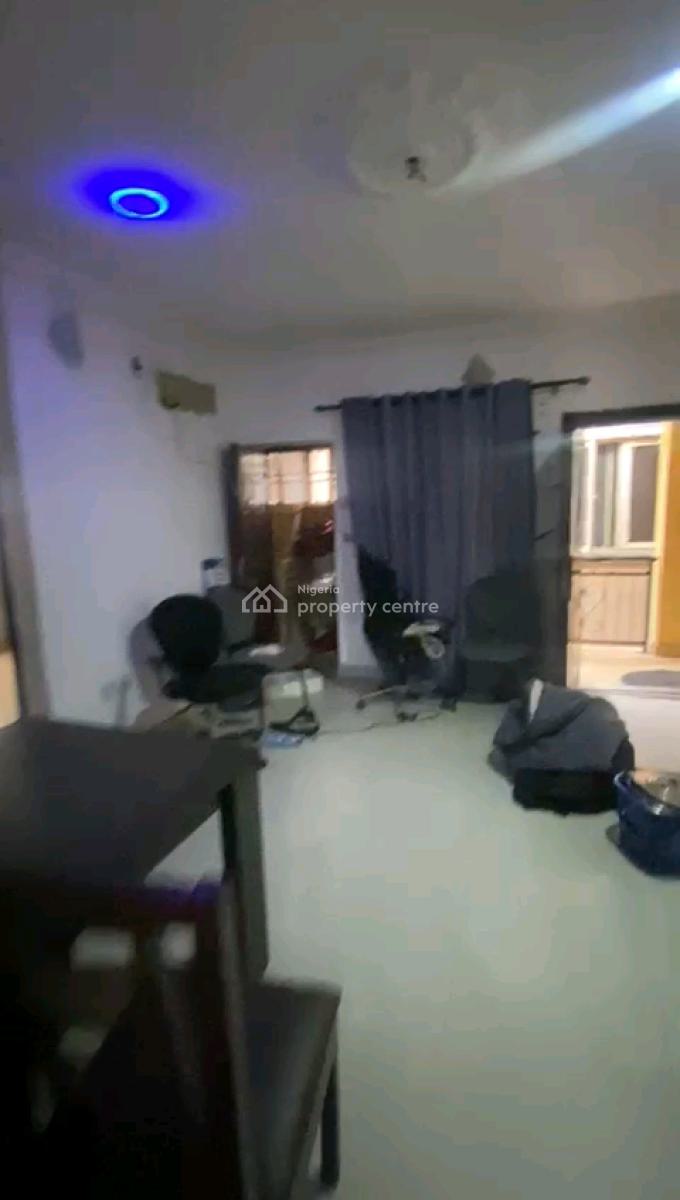 Decent 2 Bedroom Upflat All Room En-suite with Guest Toilet, Close to R Jolad, Gbagada, Lagos, Flat / Apartment for Rent