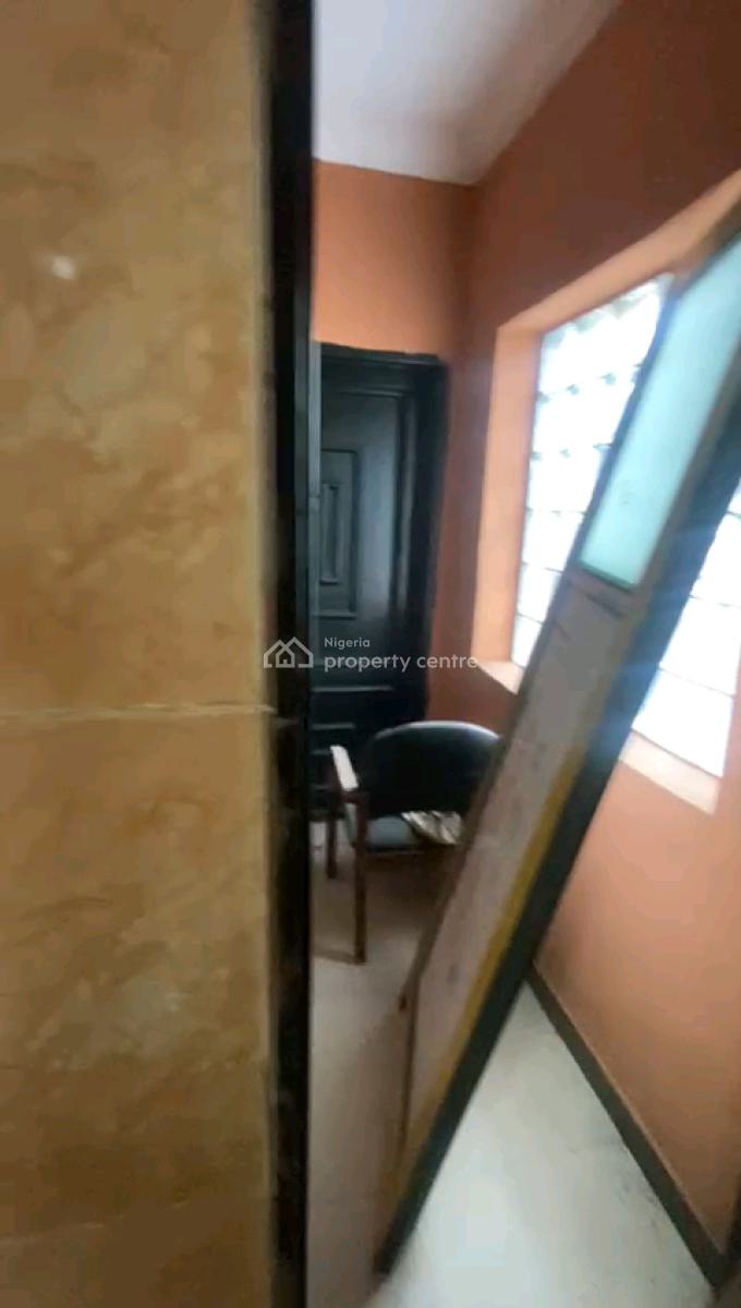 Decent 2 Bedroom Upflat All Room En-suite with Guest Toilet, Close to R Jolad, Gbagada, Lagos, Flat / Apartment for Rent
