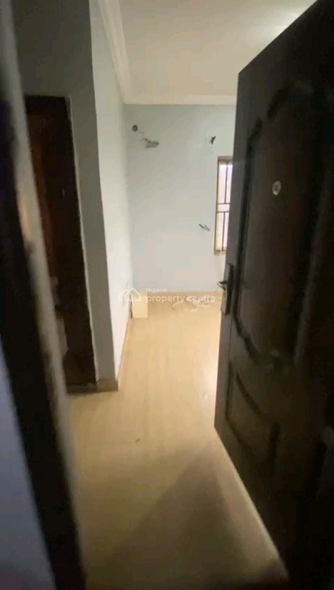 Decent 2 Bedroom Upflat All Room En-suite with Guest Toilet, Close to R Jolad, Gbagada, Lagos, Flat / Apartment for Rent