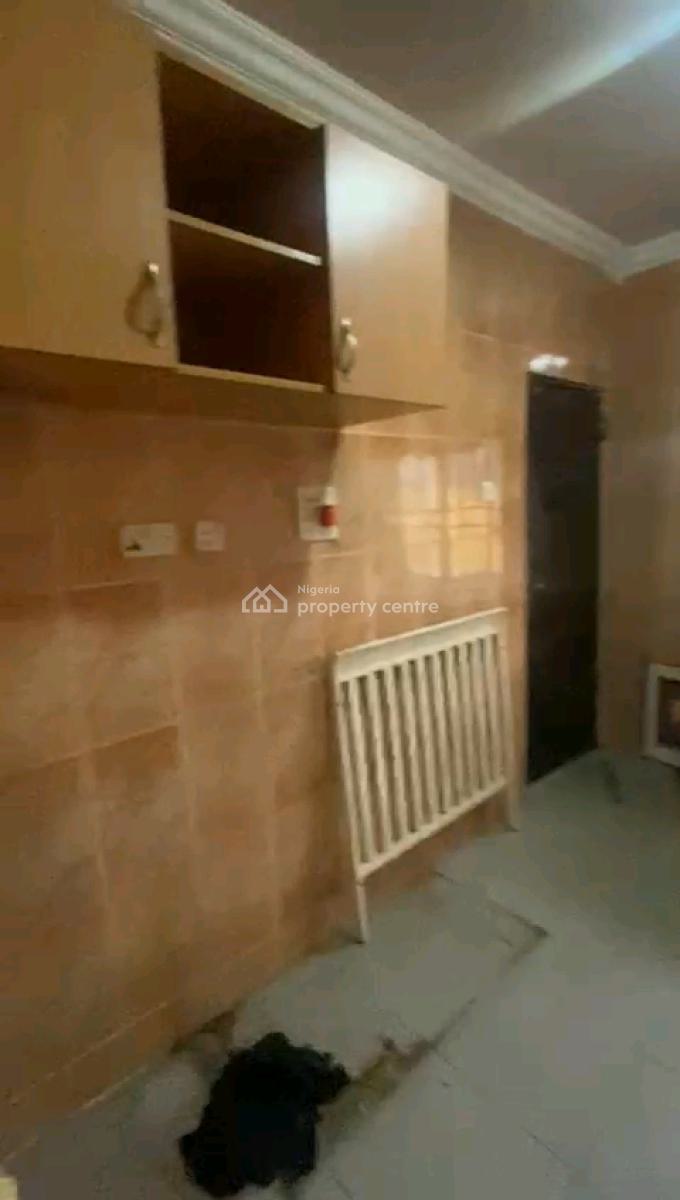 Decent 2 Bedroom Upflat All Room En-suite with Guest Toilet, Close to R Jolad, Gbagada, Lagos, Flat / Apartment for Rent