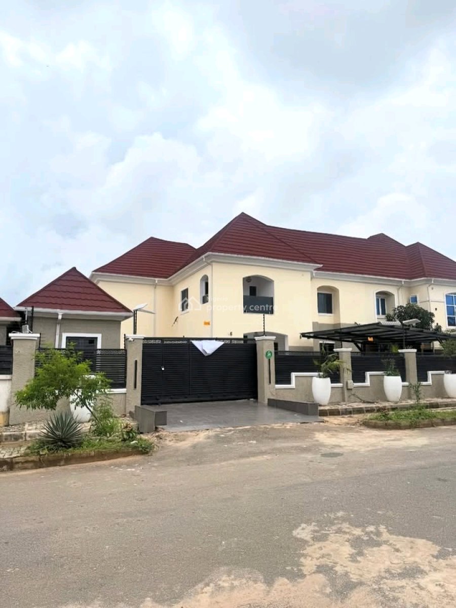 Fully Gated Luxury 5 Bedrooms Semi Detached Duplex High End Finished Wit, Guzape District, Abuja, House for Sale