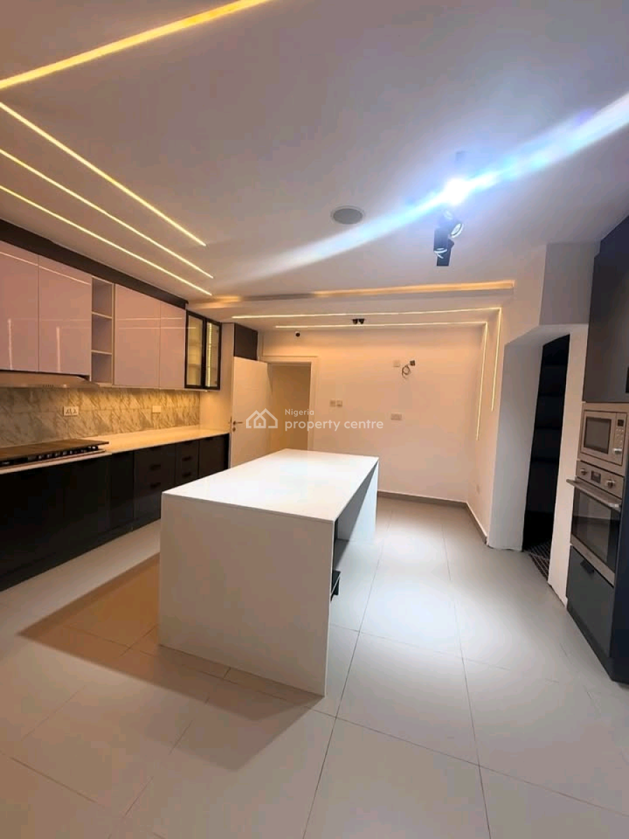 Fully Gated Luxury 5 Bedrooms Semi Detached Duplex High End Finished Wit, Guzape District, Abuja, House for Sale