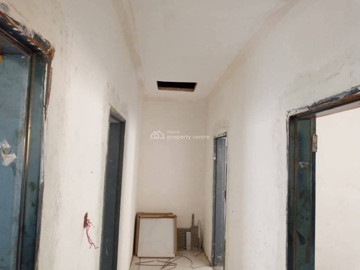 3 Bedroom Apartments with Bq, Idumota, Lagos Island, Lagos, Flat / Apartment for Rent