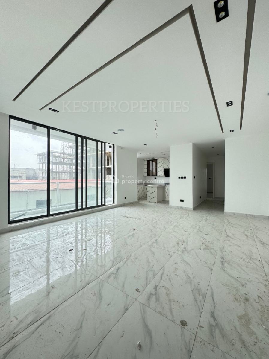 2 Bedroom Apartment with Concierge, Elevator, Pool, Lekki Phase 1, Lekki, Lagos, Flat / Apartment for Sale