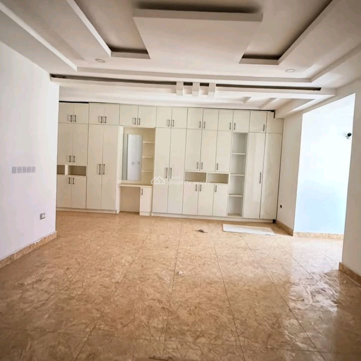4bedrooms Terrace Duplex with a Room Boys Quarters Available ., Gwarinpa, Abuja, House for Sale