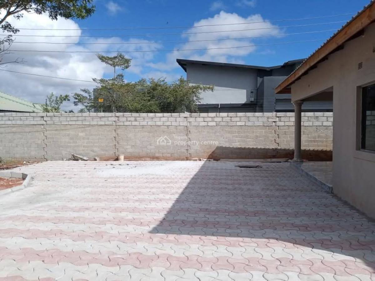 4 Bedroom Bungalow with Bq, Shomolu, Lagos, Detached Bungalow for Sale