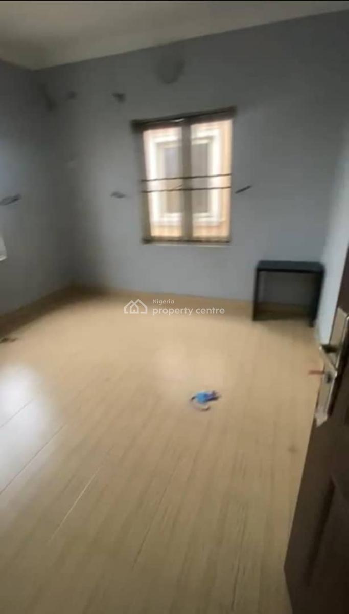 Lovely 2 Bedroom Flat, Close to R Jolad, Gbagada, Lagos, Flat / Apartment for Rent