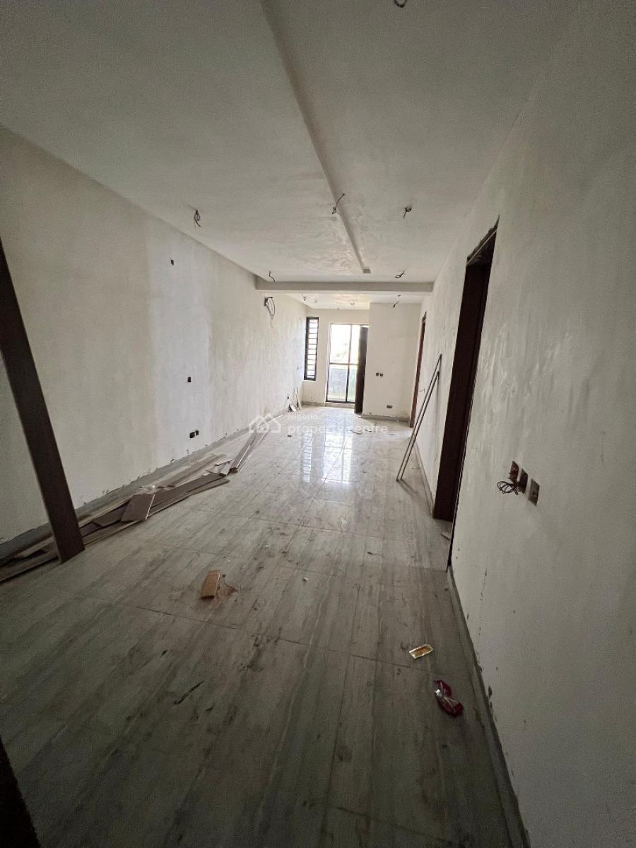 Pristine 1 Bedroom Apartment with Reception and Laundry Room, Ologolo, Lekki, Lagos, Flat / Apartment for Sale