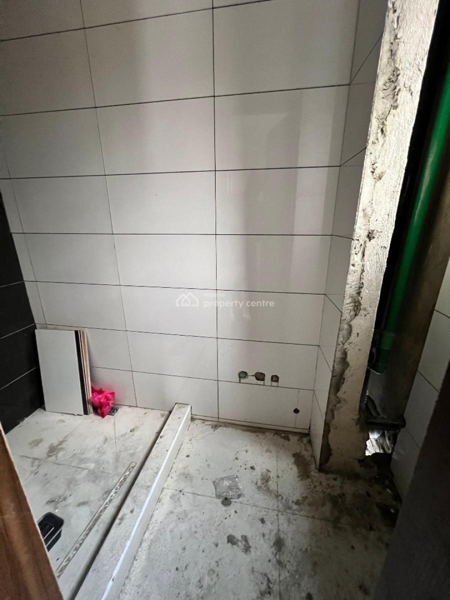 Pristine 1 Bedroom Apartment with Reception and Laundry Room, Ologolo, Lekki, Lagos, Flat / Apartment for Sale