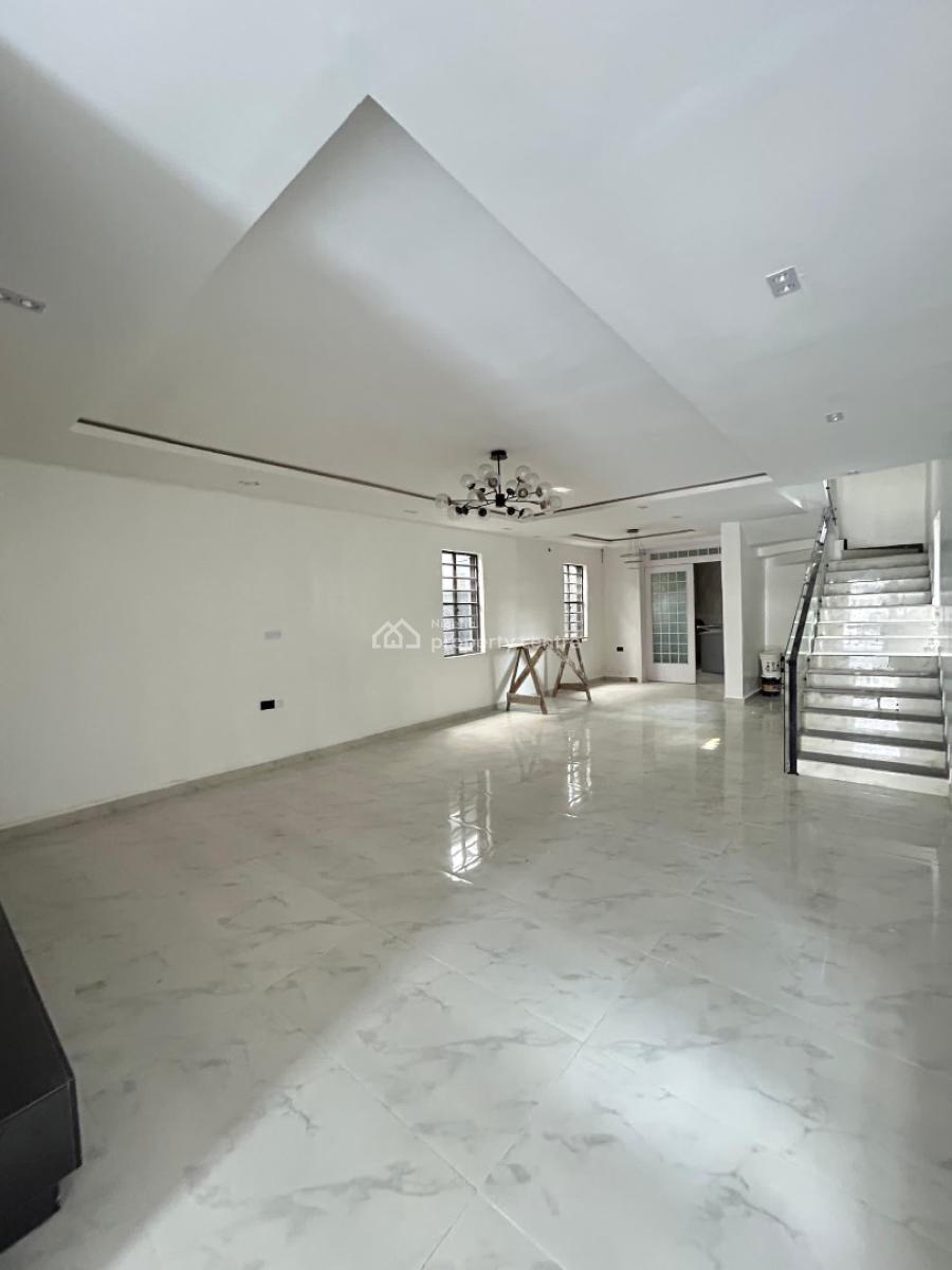 Exquisitely Built 5 Bedroom Fully Detached with Bq Move in Ready, Ologolo, Lekki, Lagos, Detached Duplex for Sale