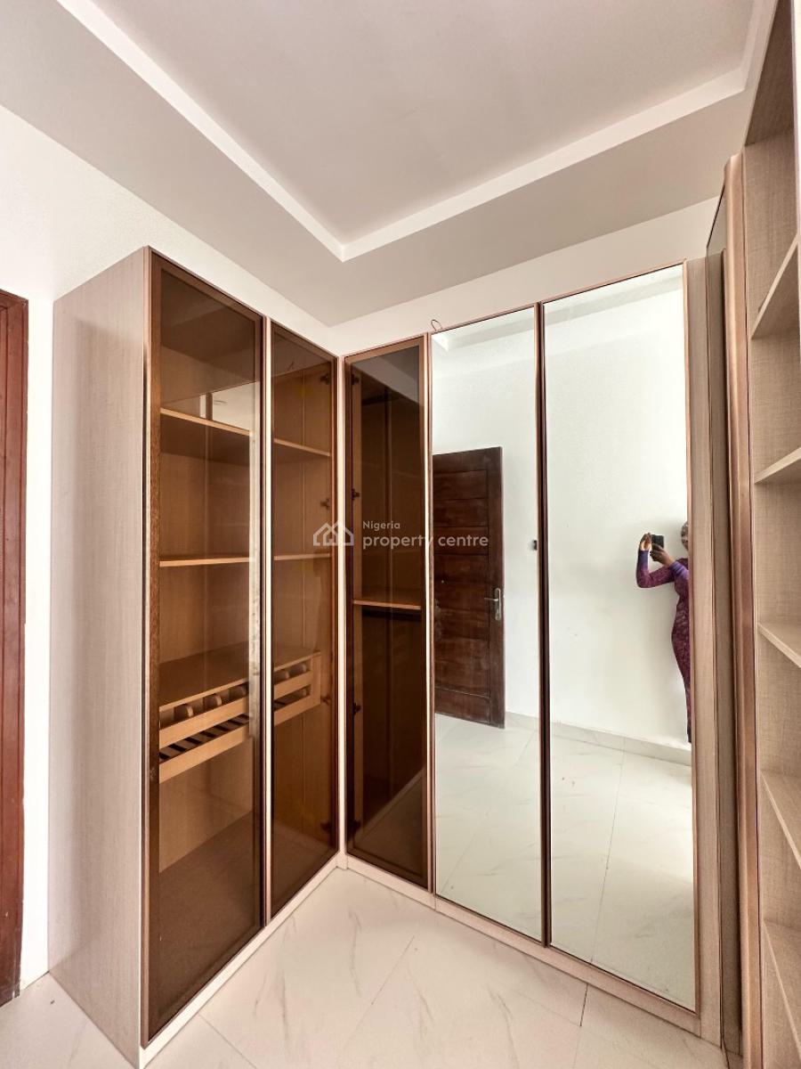 Spacious 4 Bedroom Semi Detached Duplex with Bq., Ologolo, Lekki, Lagos, Semi-detached Duplex for Sale
