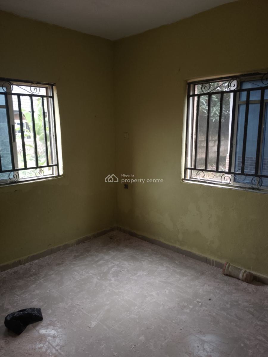 Very Spacious 3 Bedroom Flat, Maria Okwunalobi Street, Ikpoto, Behind Afadia School, Asaba, Delta, Flat / Apartment for Rent