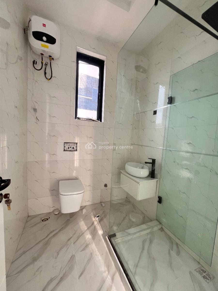 Tastefully Built  Five  Bedroom Detached with Bq, Pool, Gym & Cinema, Ologolo, Lekki, Lagos, Detached Duplex for Sale