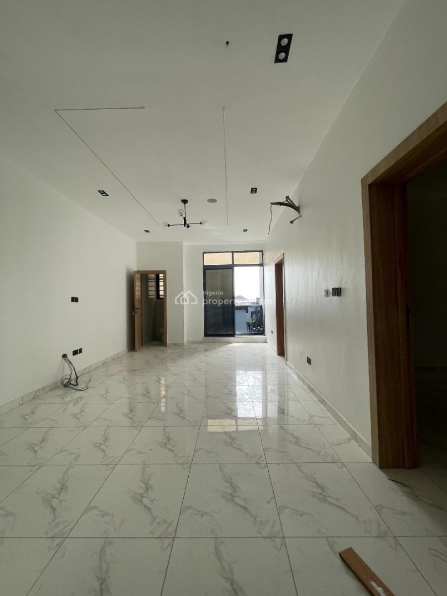Exquisite 2 Bedroom Apartment with Pool and Gym in a Secured Environs, Ologolo, Lekki, Lagos, Flat / Apartment for Sale