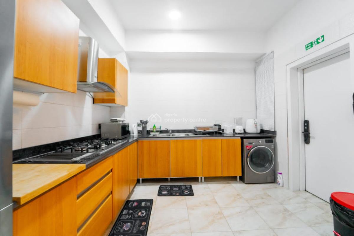 Beautifully Furnished Smart 3 Bedroom Apartment with Gym & Pool., Ikate, Lekki, Lagos, Block of Flats for Sale
